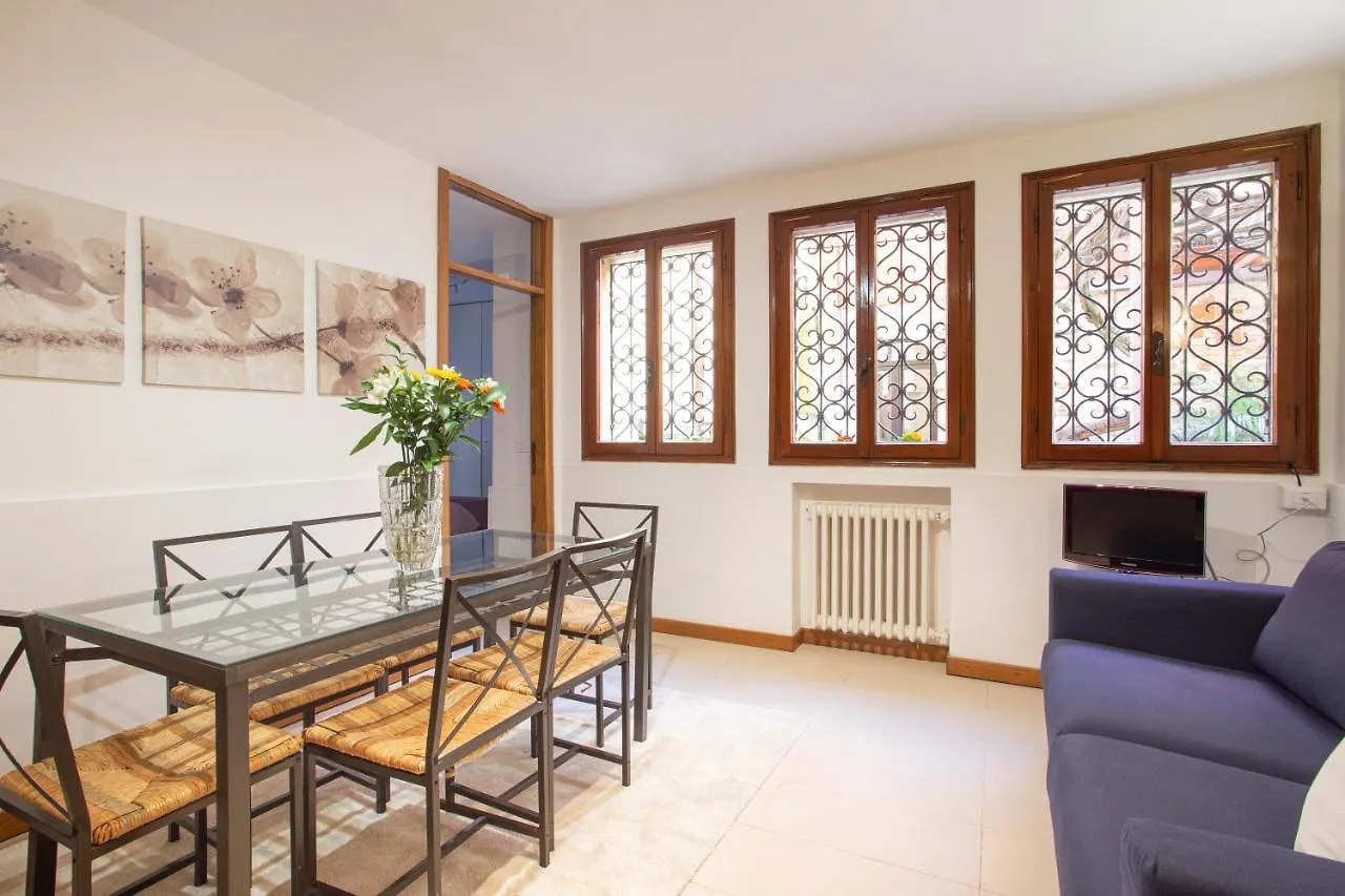 Appartamento Sant'Anzolo Venice 0*,