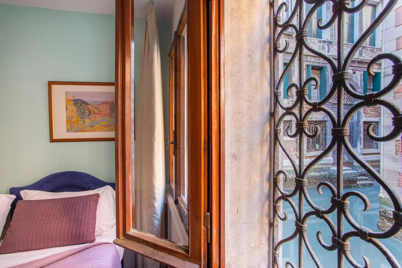 Apartment Appartamento Sant'Anzolo Venice